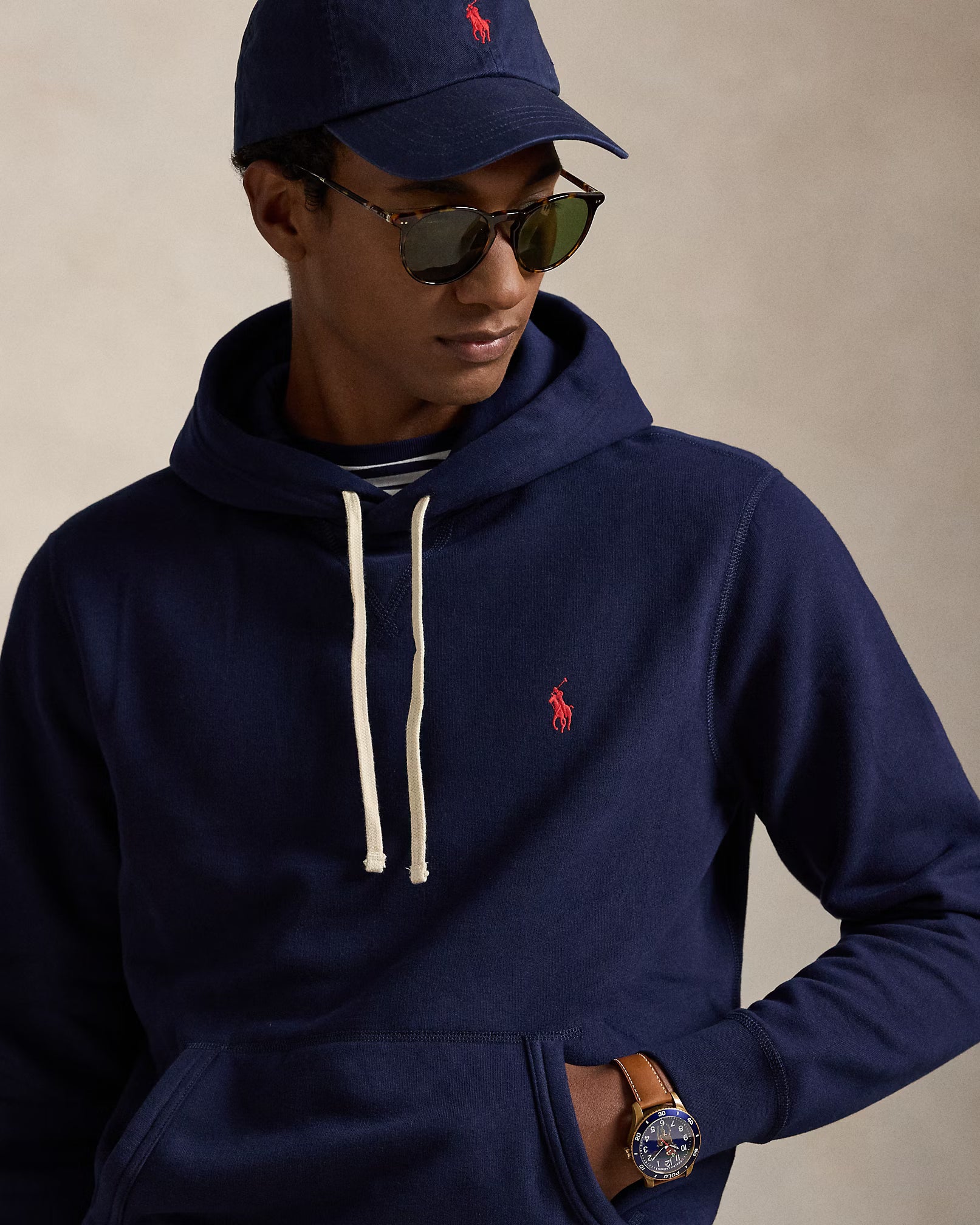 Le sweat à capuche RL en molleton