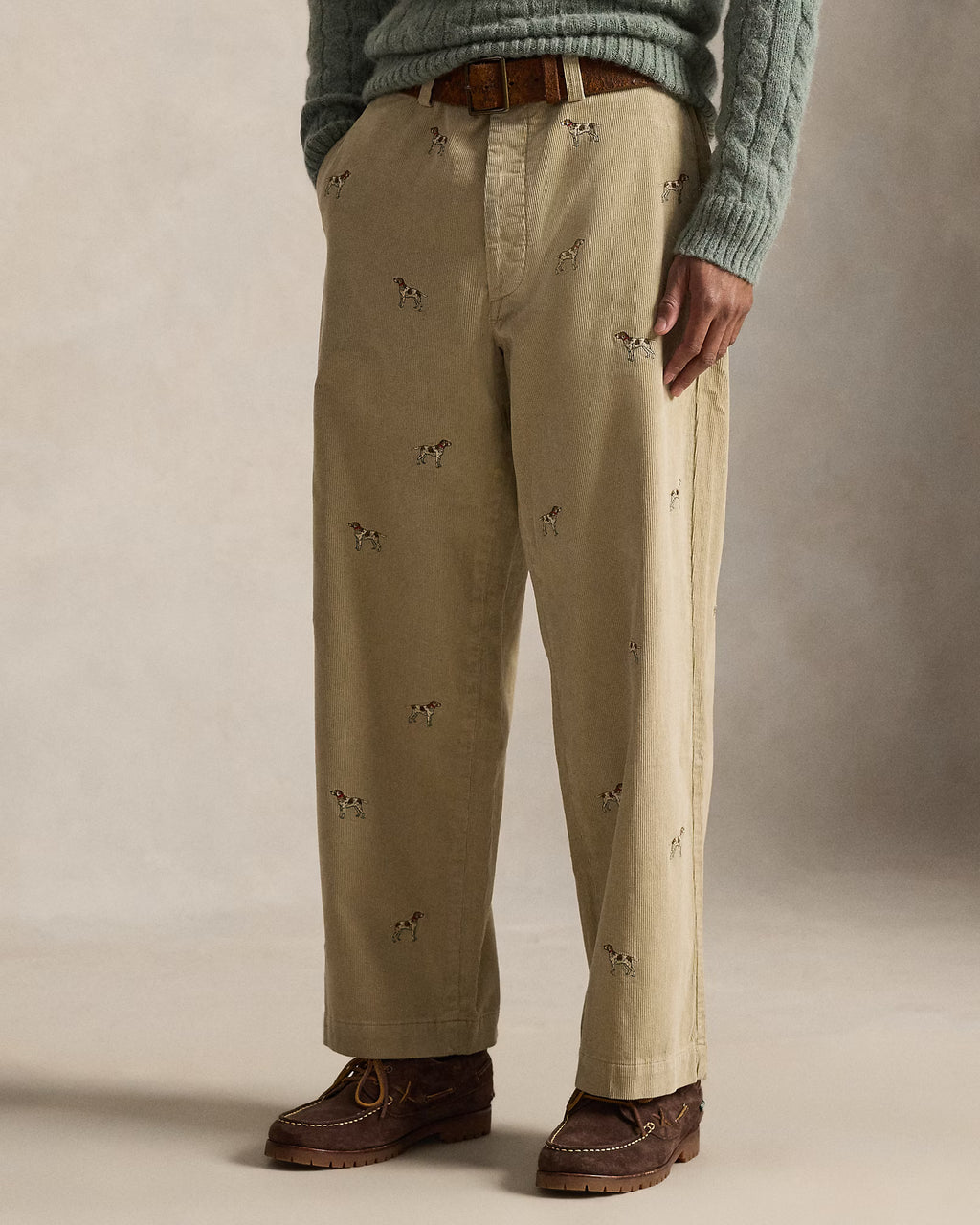 Chino ample en velours côtelé