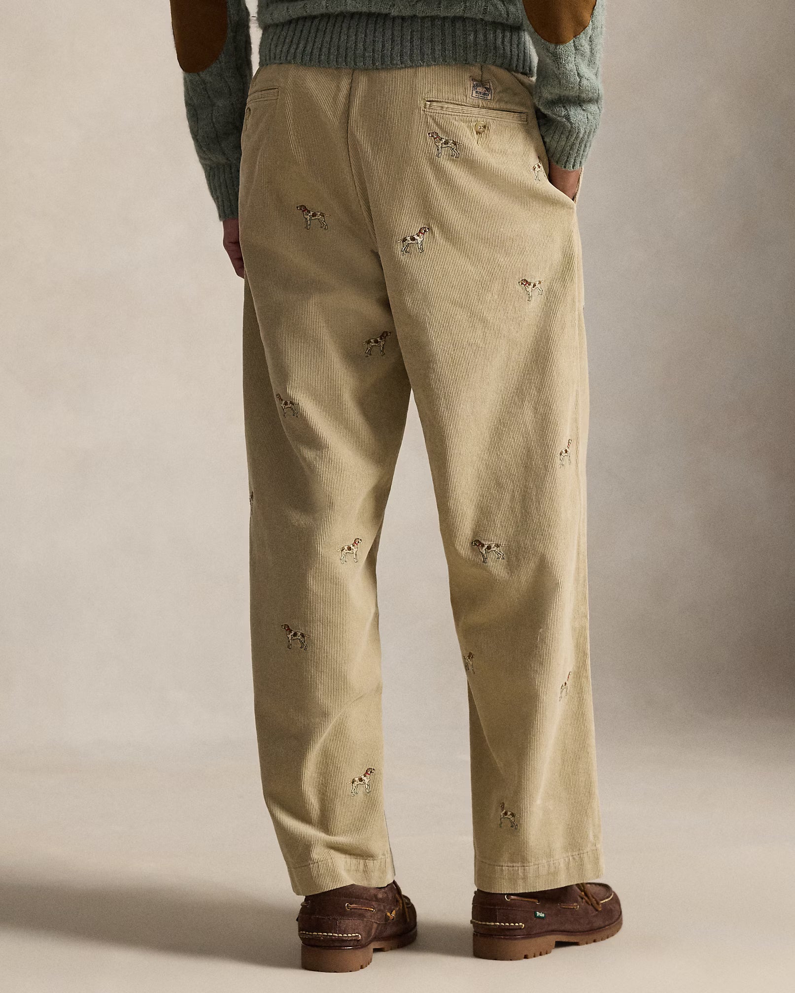 Chino ample en velours côtelé