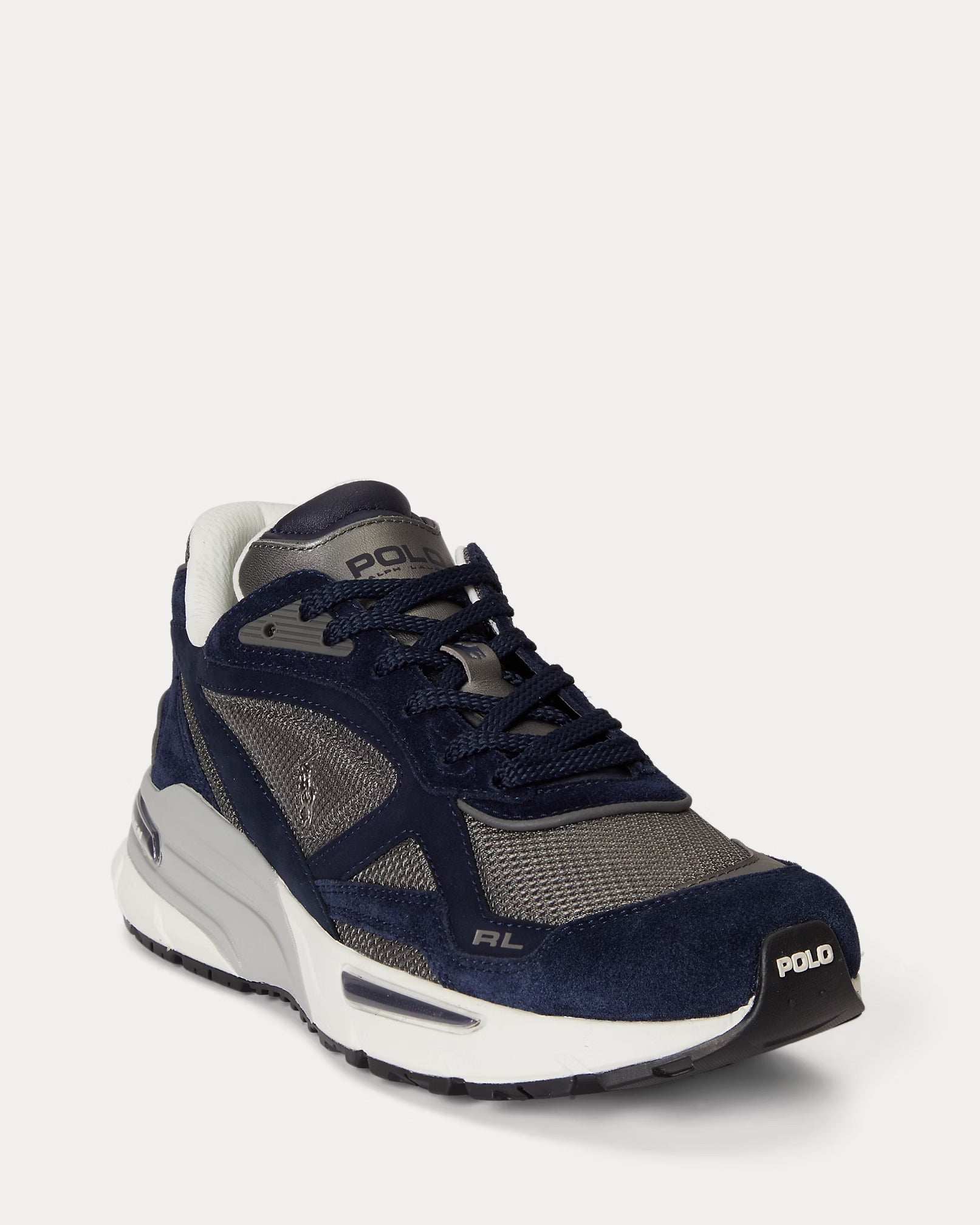 Baskets Trackster 275